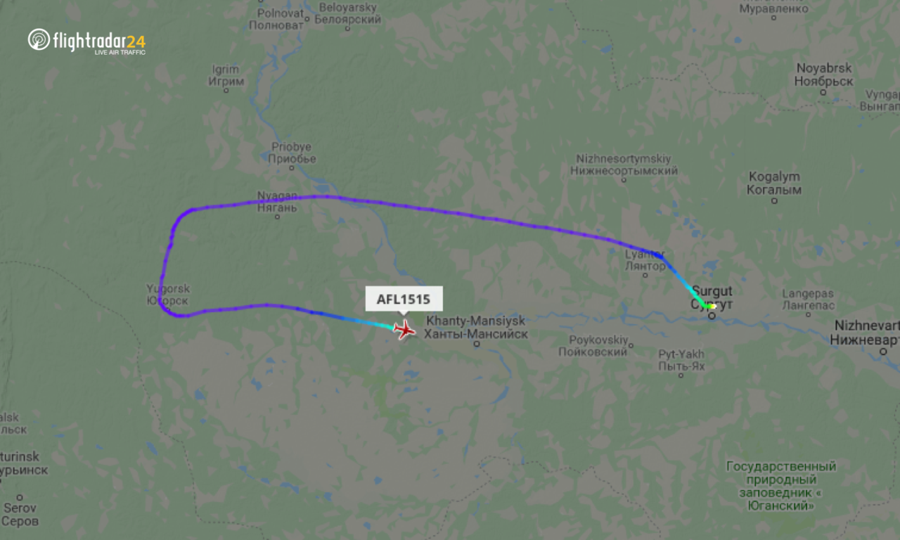 У Росії літак змінив курс на вимогу пасажира. Скріншот авіапорталу Flightradar24.com