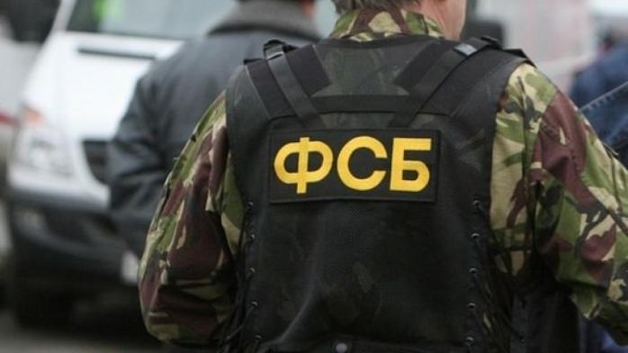 ФСБ РФ заявила об обысках у «членов украинского батальона» в Крыму. Фото: ukranews.com