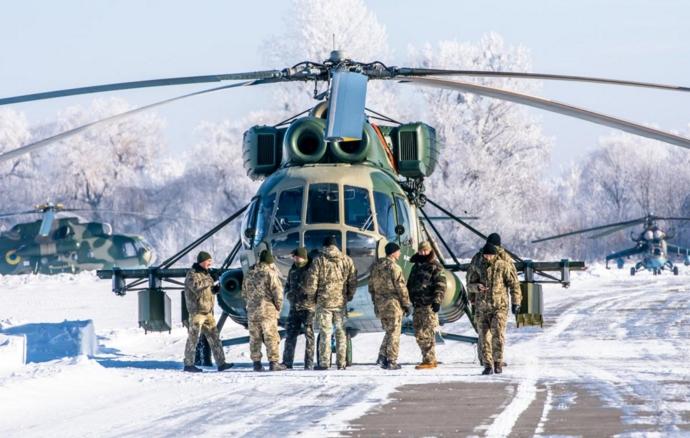 Навчання льотчиків військових вертольотів. Фото: Міноборорни