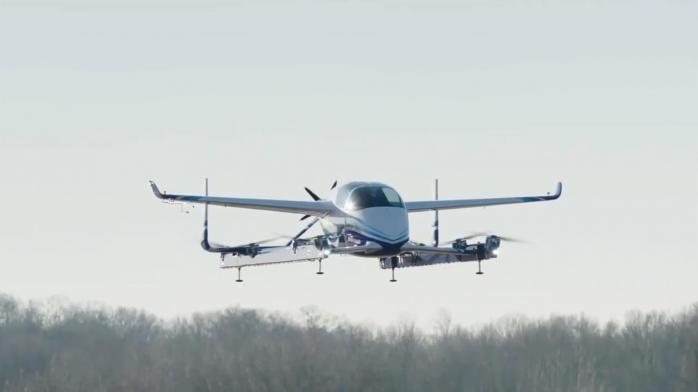 Первые испытания летающего такси провела компания «Боинг» в США. Фото: UATV