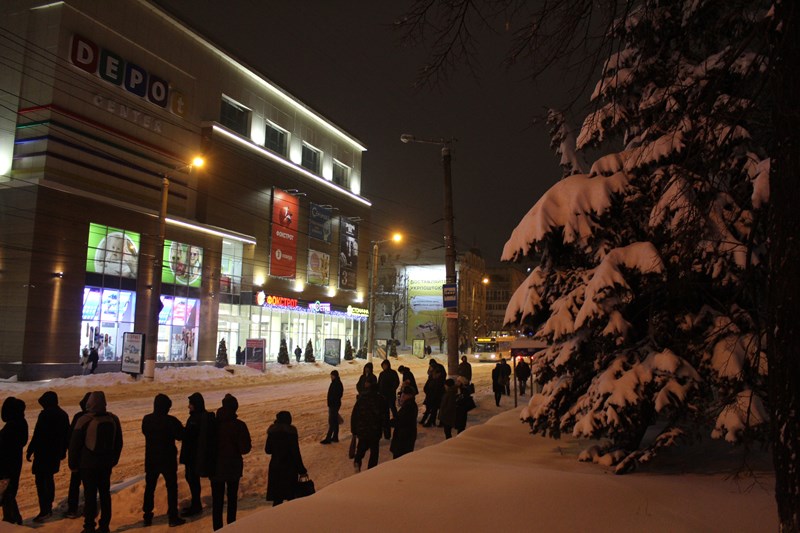 Кропивницкий засыпало снегом, фото — rk.kr.ua