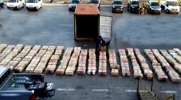 Рекордна партія кокаїну у Кабо-Верде: російські моряки перевозили у контейнерах 10 тонн наркотиків / Фото: santiagomagazine.cv