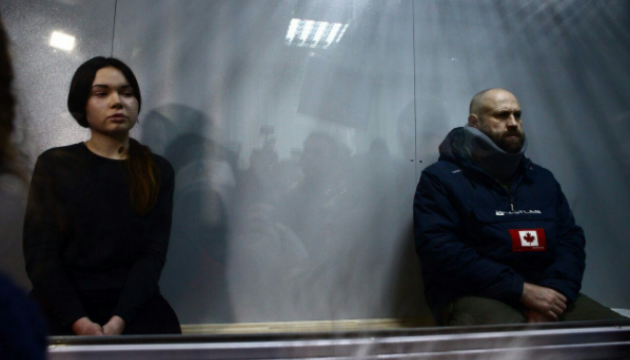 Зайцева і Дронов на лаві підсудних, фото — Укрінформ