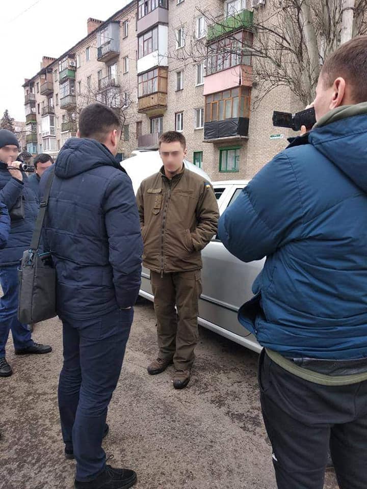Задержание коррупционера. Фото: Андрей Лысенко в Facebook