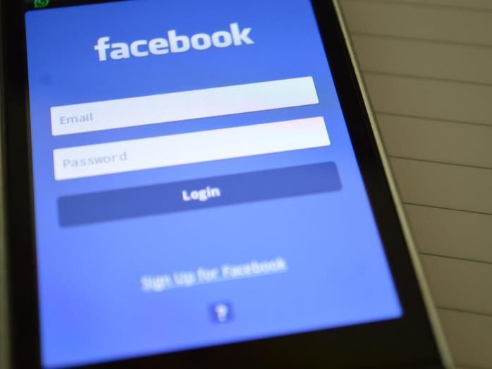 Facebook оштрафують в США на рекордну суму. Фото: pexels.com