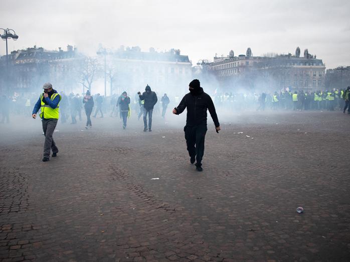 Протест «желтых жилетов» в Париже. Фото: flickr.com