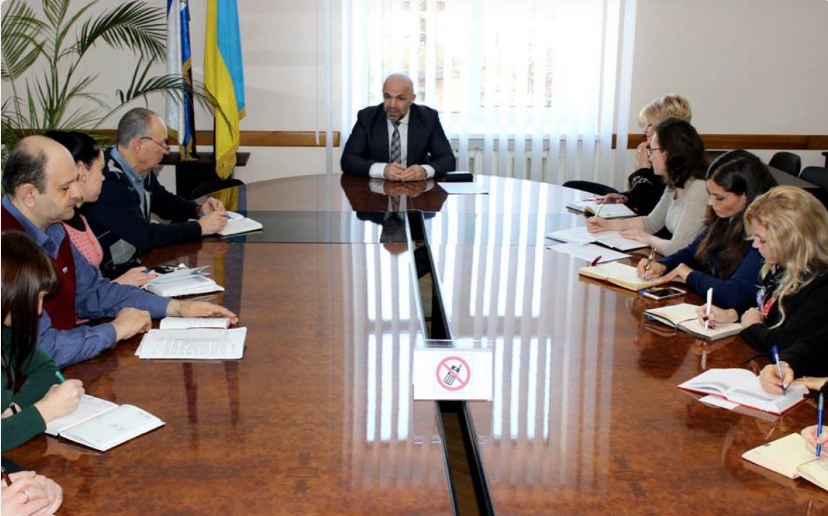 Мангер провел аппаратное совещание. Фото: khor.gov.ua