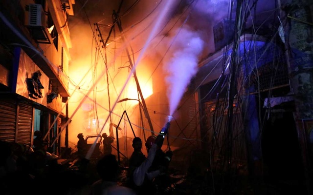 Пожежа в Бангладеш, фото — dhakatribune.com