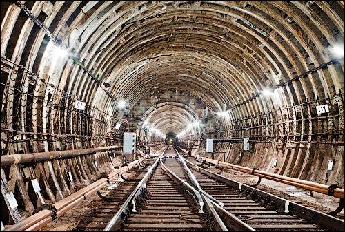 Строительство метро на Троещину снова откладывается, фото — tov-tob.livejournal.com