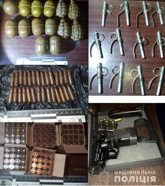 Знайдені боєприпаси та зброя. Фото: Поліція Одеської області