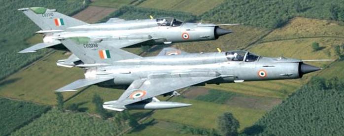 Воздушный бой между Индией и Пакистаном. Фото: ТСН