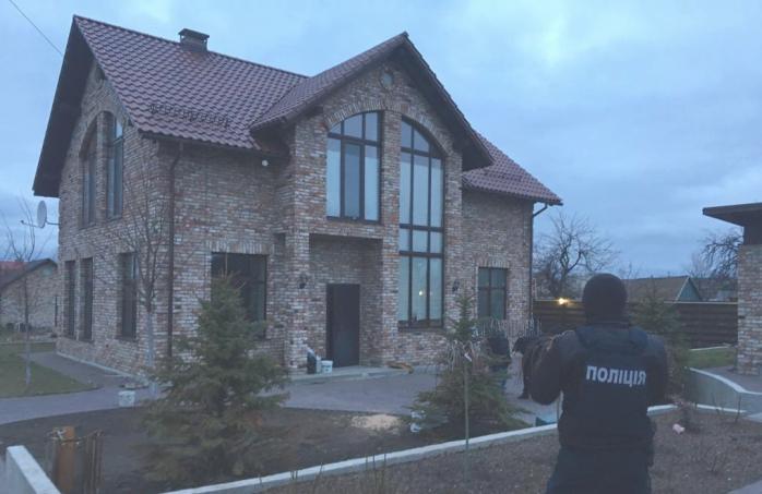 Правоохоронці викрили підпільну нарколабораторію на Дніпропетровщині, фото: Національна поліція