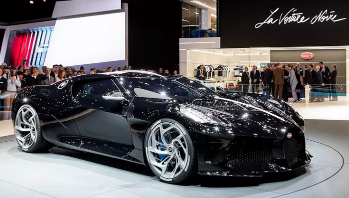 Автоконцерн Bugatti представил самую дорогую в мире машину. Фото: Bugatti