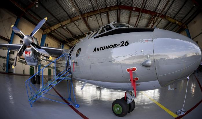 Контракт із Казахстаном передбачав модернізацію радіоелектронного обладнання літака Ан-26, фото — Цензор