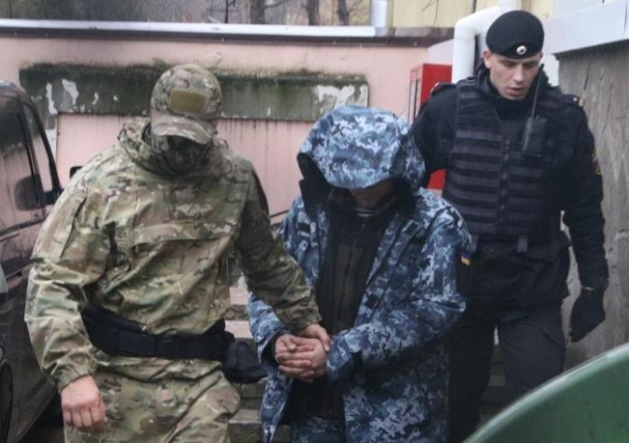 Психіатричну експертизу призначили ще двом утримуваним в РФ українським морякам. Фото: zik.ua