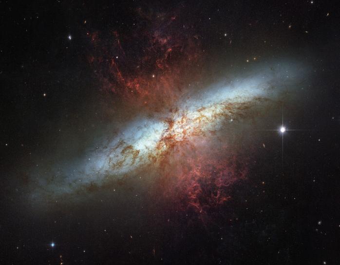 Галактический ветер дал подсказки об эволюции галактик. Фото: Spacegid