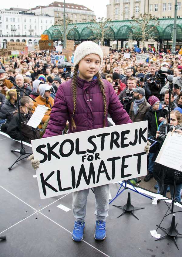 Грета Тунберг, которую выдвинули на Нобелевскую премию мира, на митинге. Фото: aftonbladet