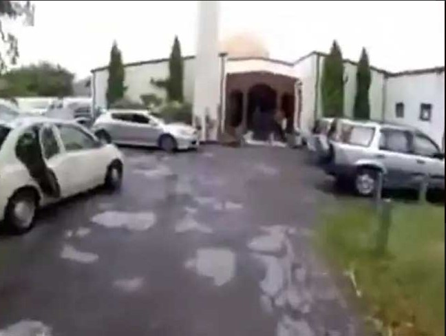 Теракт в мечети Новой Зеландии. Скрин с видео
