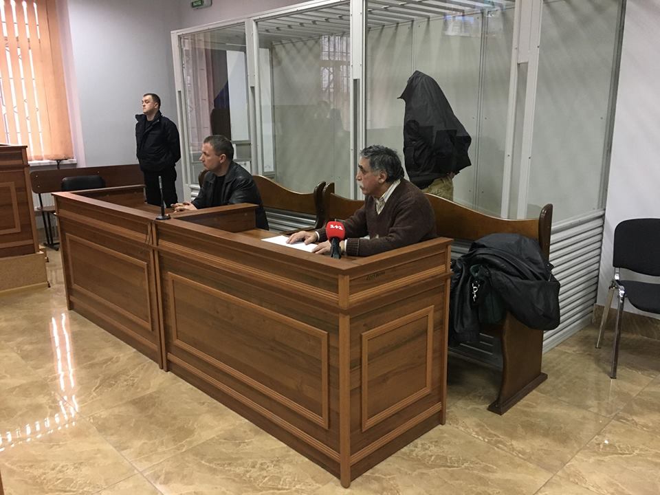 Суд арестовал подозреваемого в нападении на сотрудника Администрации президента, фото — Прокуратура Киева