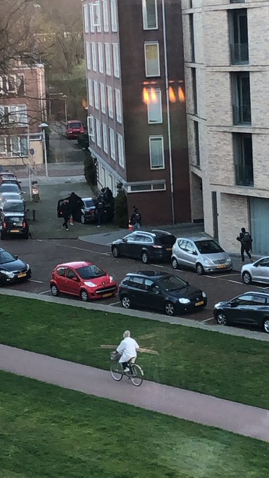Полиция арестовала подозреваемого в стрельбе в Утрехте, фото — Nos