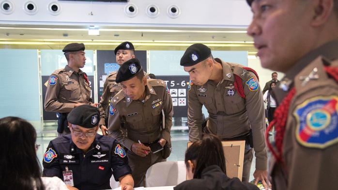 Тайських поліцейських із зайвою вагою відправили до спортивних таборів. Фото: d.digests.nhub.news