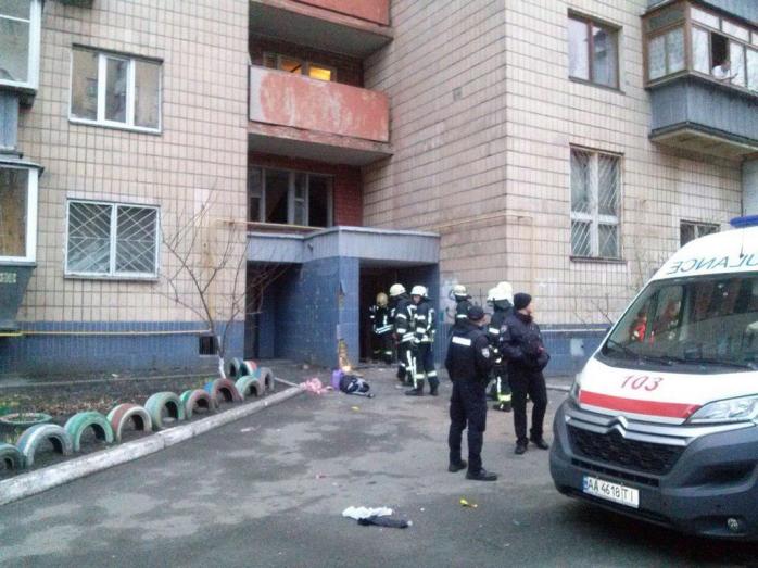 Взрыв в Киеве: сработало радиоуправляемое устройство, ранен главврач военного госпиталя, фото — Нацполиция
