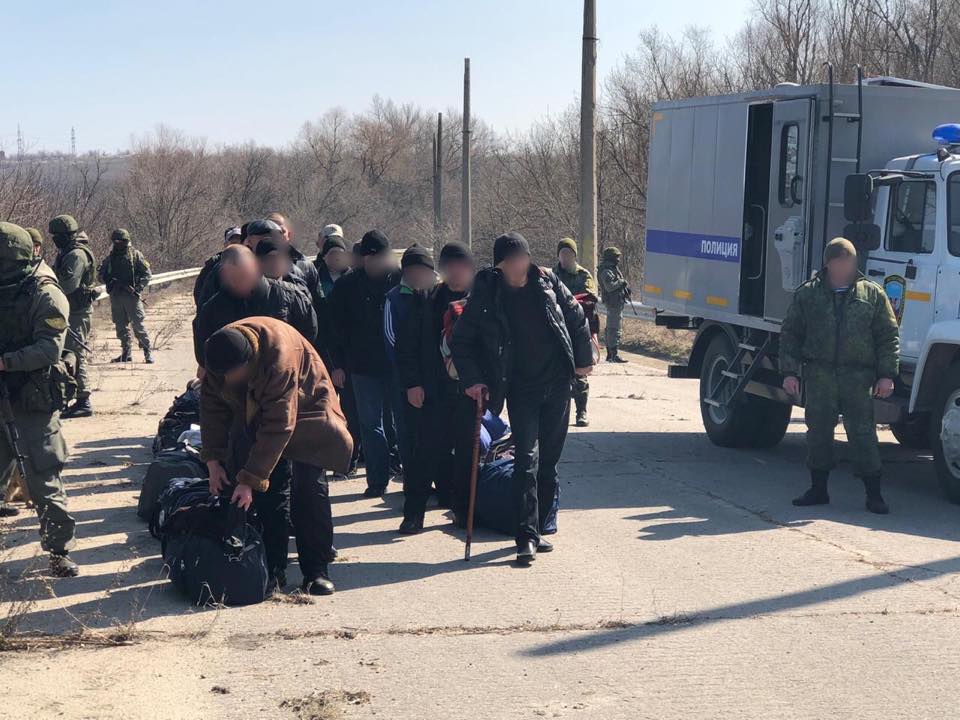 Боевики ЛНР передали Украине 60 осужденных