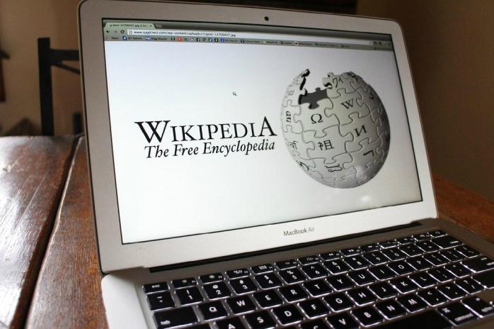 Німеччина на добу залишилася без «Вікіпедії» через реформу авторського права в ЄС. Фото: інфолайф