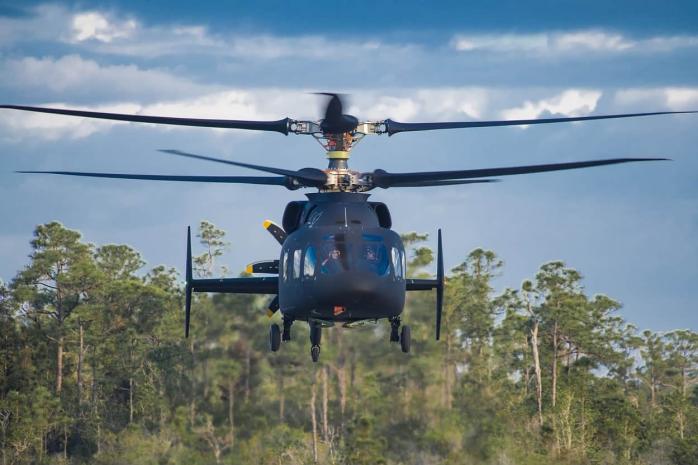 У США пройшли перші в історії випробування швидкісного гелікоптера Sikorsky-Boeing. Фото: Sikorsky and Boeing