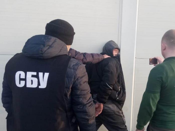 СБУ затримала проросійського терориста в Харкові. Фото: Прямий