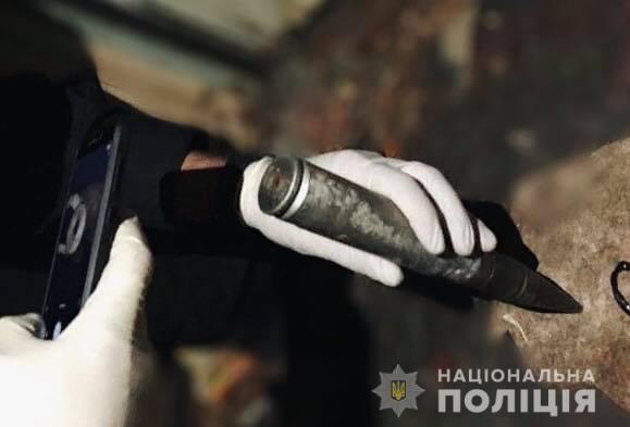 Чоловік погрожував підірвати гранату у житловому будинку. Фото: hr.npu.gov.ua