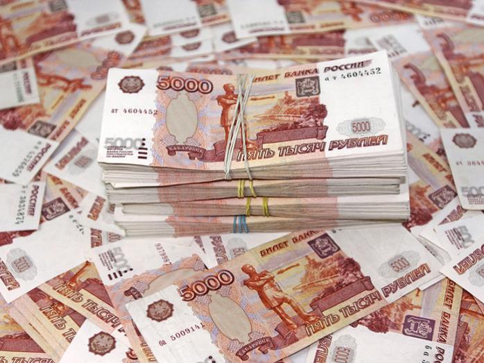  «Крымнаш» обошелся в 10 тыс. рублей каждому россиянину, включая младенцев и нищих. Фото: finance.