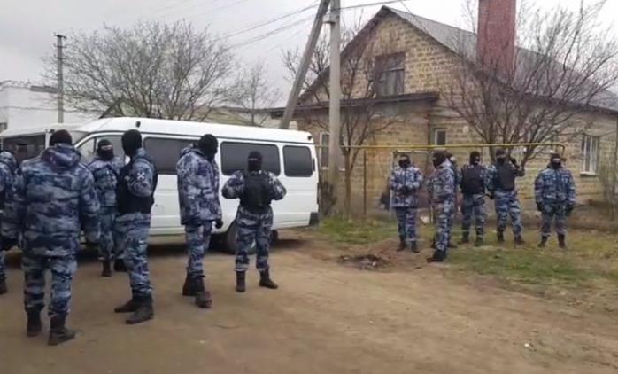 Масові обшуки і арешти відбулися у Криму
