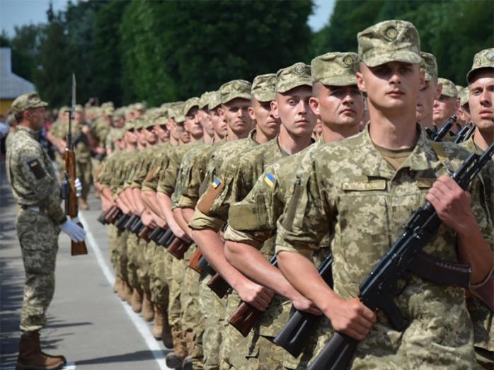Во время весеннего призыва на военную службу хотят призвать более 18 тыс. лиц. Фото: 112 Украина
