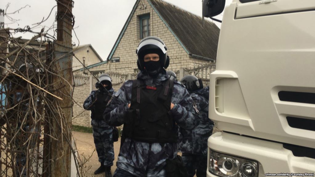 Облава в Криму: ФСБ затримала понад 20 активістів, Україна просить підтримки Євросоюзу