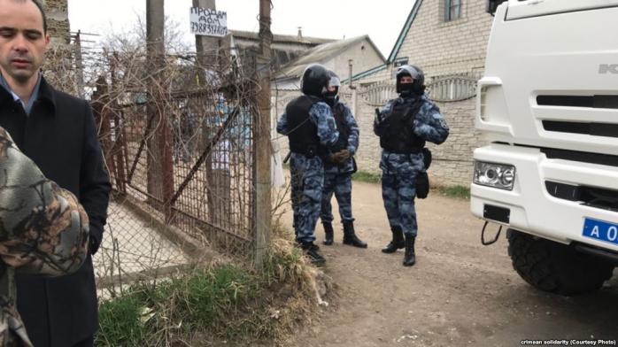 Облава в Криму: ФСБ затримала понад 20 активістів, Україна просить підтримки Євросоюзу