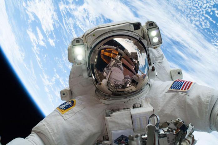 Американські астронавти повернуться на Місяць у найближчі п'ять років – Білий дім. Фото: Ведомости-Украина