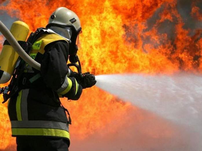 Жертвами сьогоднішнього пожежі в Києві стали двоє осіб. Фото: 112 Україна