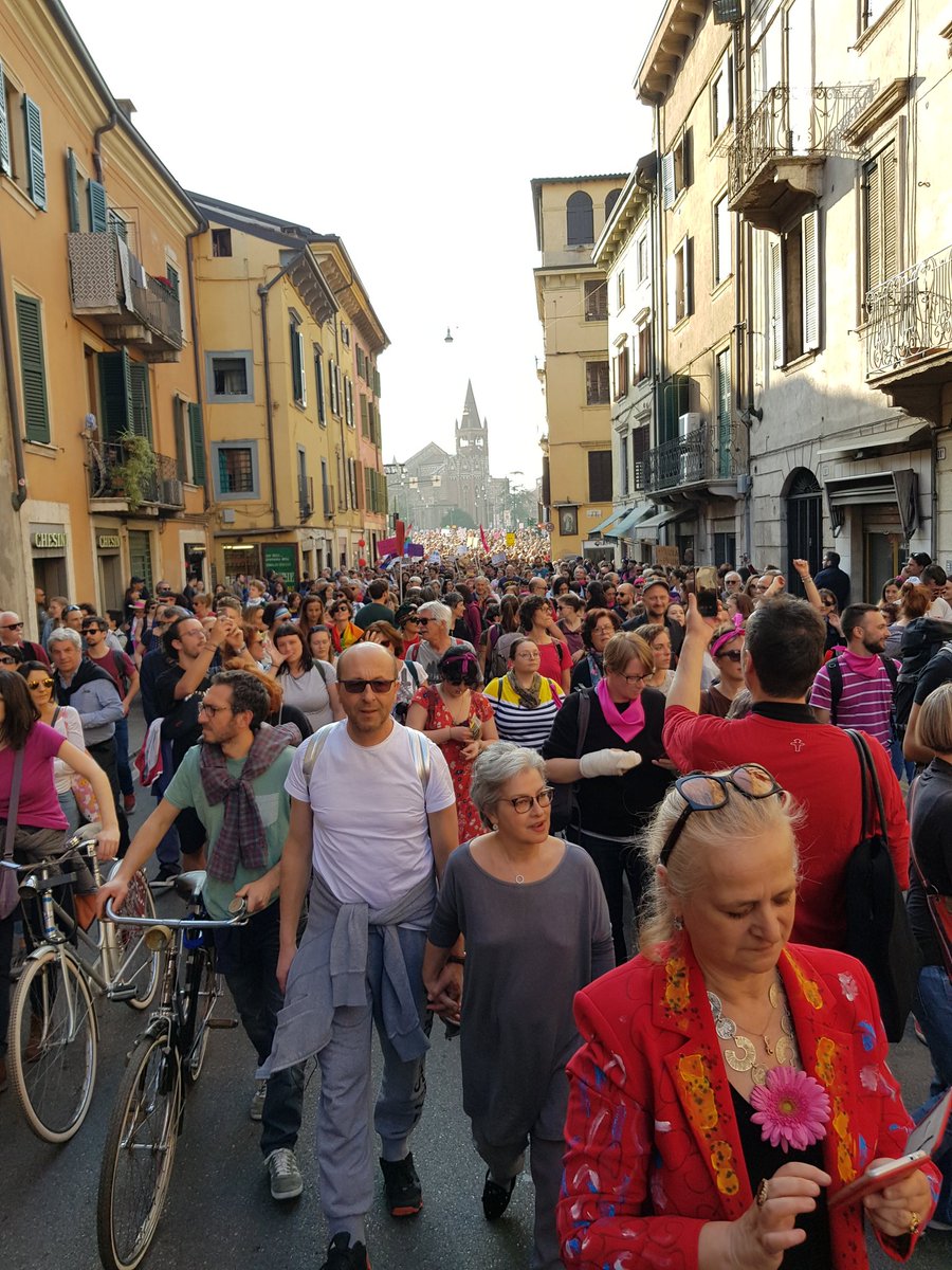 В Італії проходить масова демонстрація проти заборони абортів. Фото: Krish_kumar22