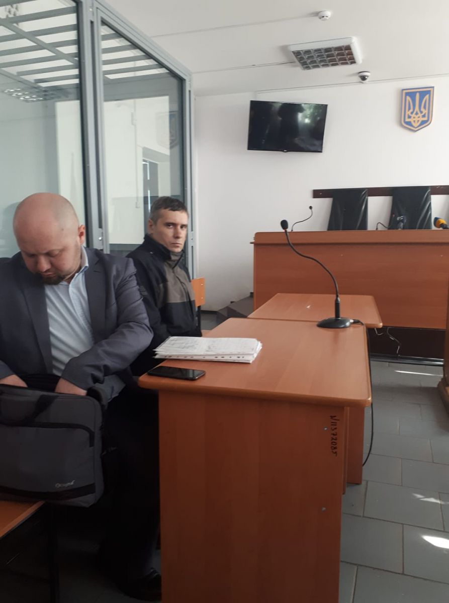 Суд в Кропивницкому избирает меру пресечения директору предприятия, на территории которого произошли взрывы. Фото: facebook.com/kodtrkt