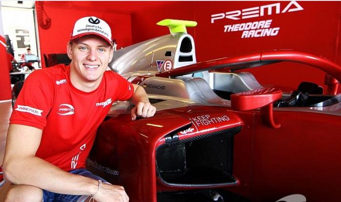 Син Шумахера дебютував за кермом боліда "Формули-1"