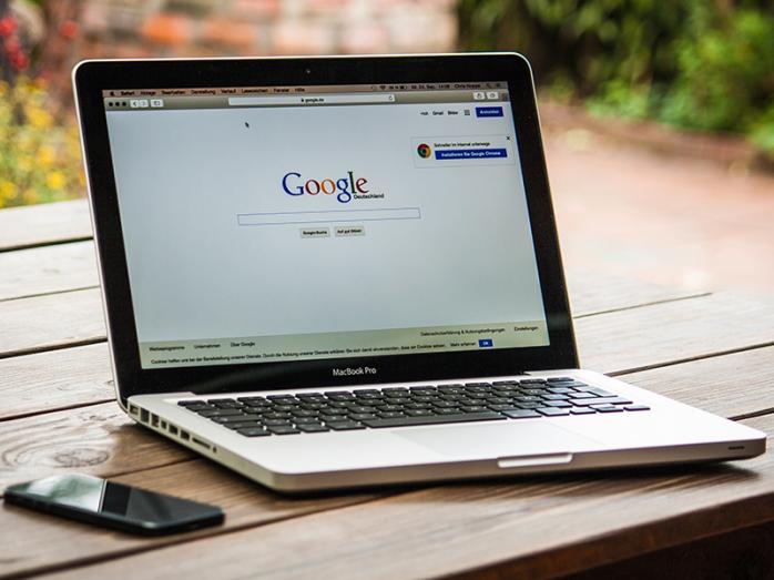Соцмережу Google+ почали офіційно ліквідувати. Фото: Pexels