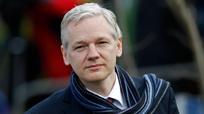 Ассанжа виженуть з посольства Еквадору в Лондоні – WikiLeaks. Фото: Газета