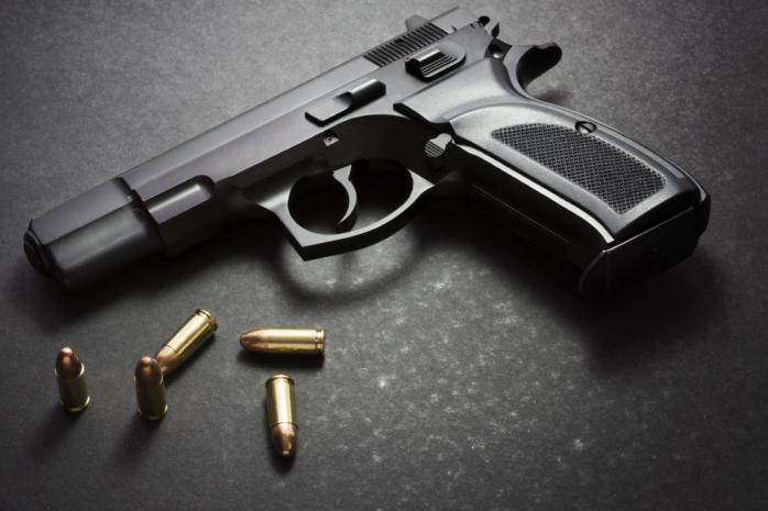 В постраждалого стріляли з травматичного пістолета, фото: newsfeeds.media