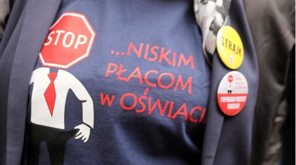 Страйк вчителів у Польщі: не працюють школи, освітяни вимагають підвищення зарплатні на 30% 