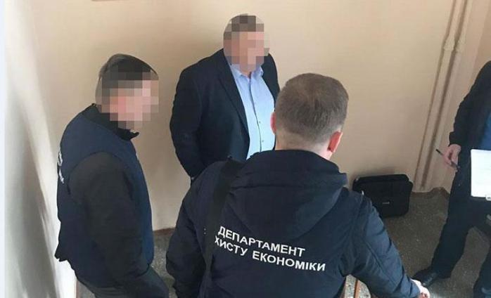 Задержан чиновник Винницкой ОГА, наладивший систему 10-процентных откатов от предпринимателей