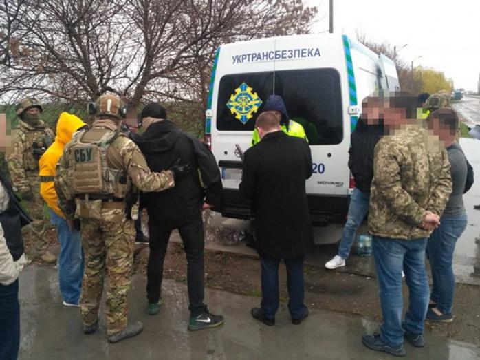 Задержали на взятке служащего «Укртрансбезопасности». Фото: пресс-центр СБУ