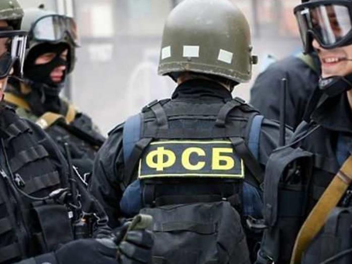 В Криму російські силовики затримали іміма мечеті. Фото: atr