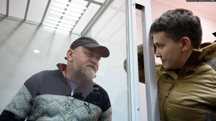 Савченко та Рубана звільнили з-під варти в залі суду, фото — Радіо Свобода