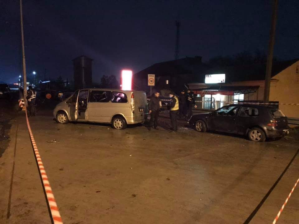 Стрельбу на трассе под Одессой вызвал конфликт чиновников за контроль над взвешиванием фур
